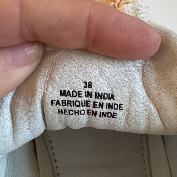 Free People Catch Me If You Can Crochet Lace Up Sneaker Platform Sz 7.5 EUC Boho - Picture 13 of 13